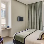 Adrianus Guest house