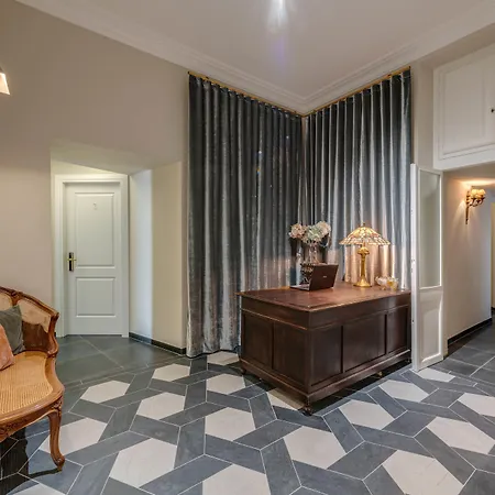 Adrianus Guest house